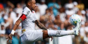 Neymar passa em branco na véspera de última convocação antes da Copa