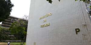 Reforma tributária: governo regulamenta cobrança da CBS e do IBS