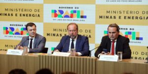 Governo cria subsídio de até R$ 0,89 para segurar preço da gasolina